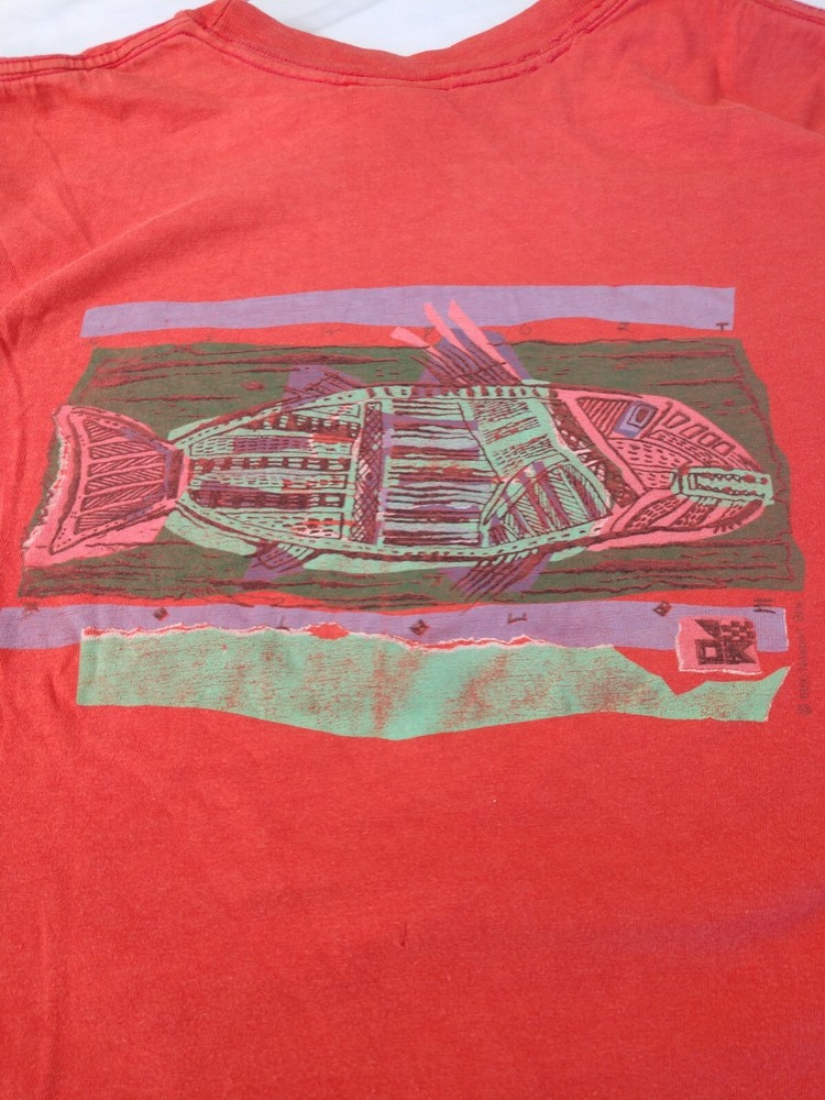 Vintage 1986 Newport Blue Fish Art Graphic Single Stitch T-Shirt Size Medium USA