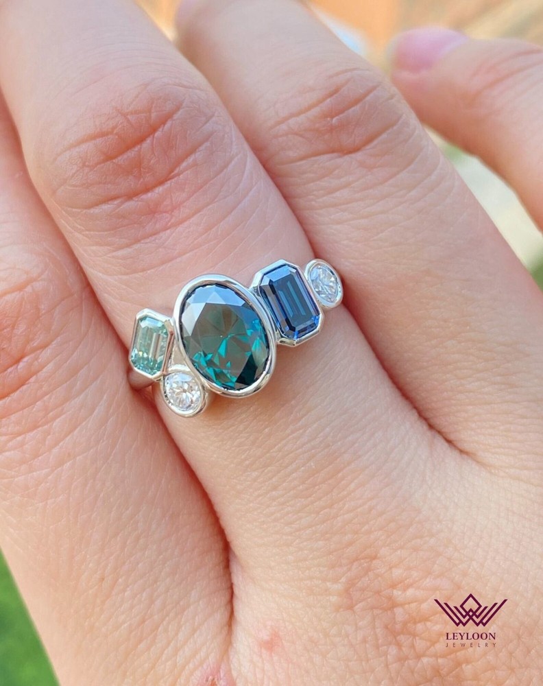 Oval Lab-Grown Colombian Emerald Bezel 5-Stone 10K Gold Moissanite Ring