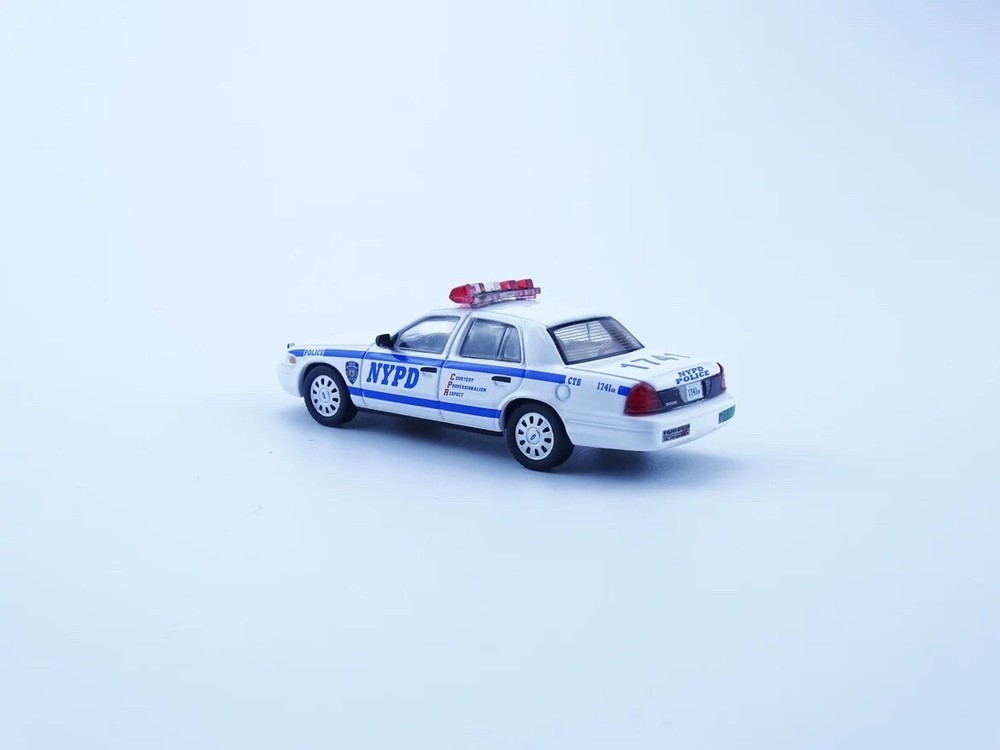 596Model 1:64 Crown Victoria NYPD Police Interceptor NY Model Diecast Metal Car