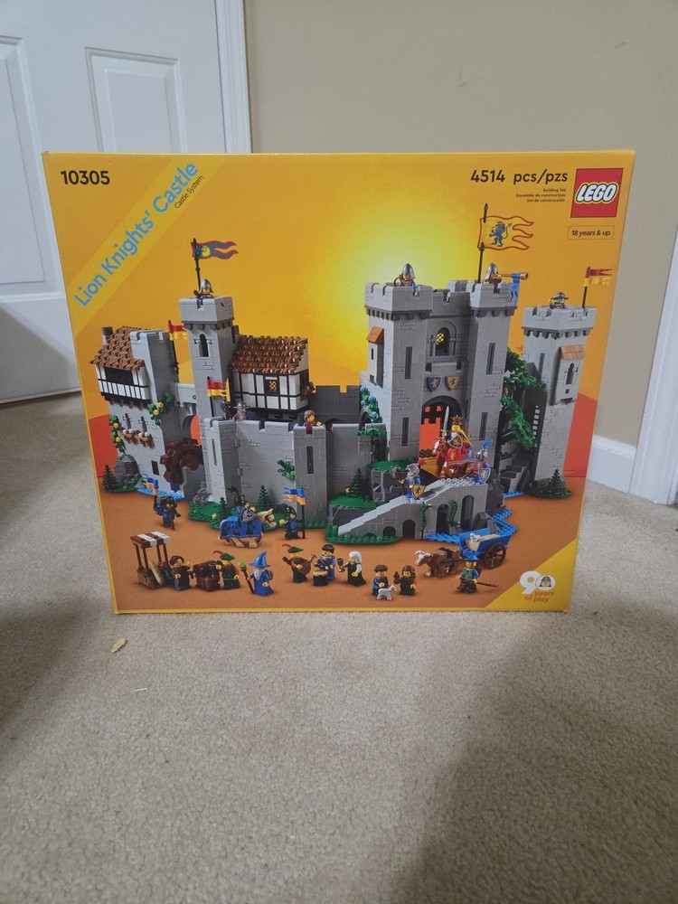 BOX ONLY Lego Lion Knights Castle Retired