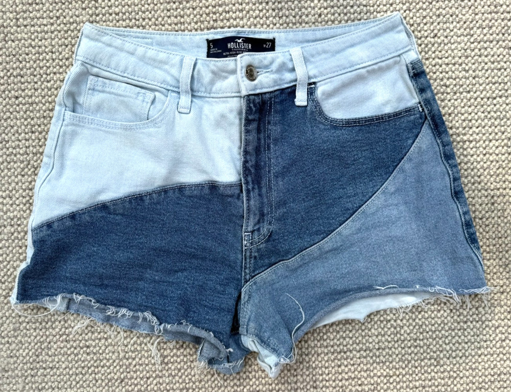 Hollister Ultra High-Rise denim blue Mom Short size 27