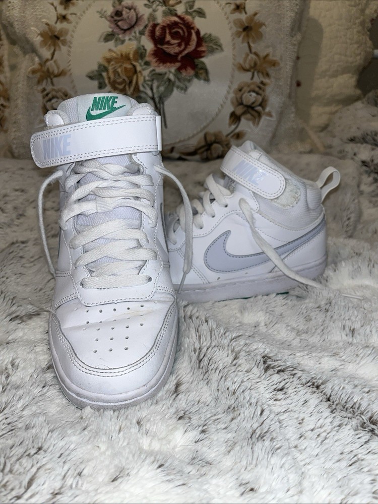 Women’s Nike High-Tops Size 4.5Youth Size 6 Women