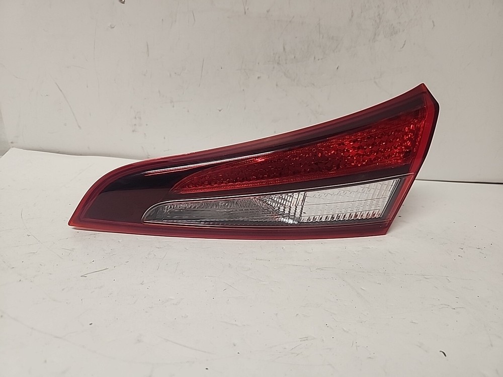 2020 - 2022 Kia Soul Right Passenger Side Tail Lamp Lens OEM L441