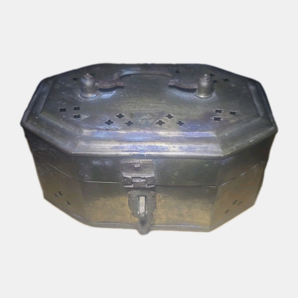 Vintage Brass Decorative Octagon Jewelry Box, cricket box decor