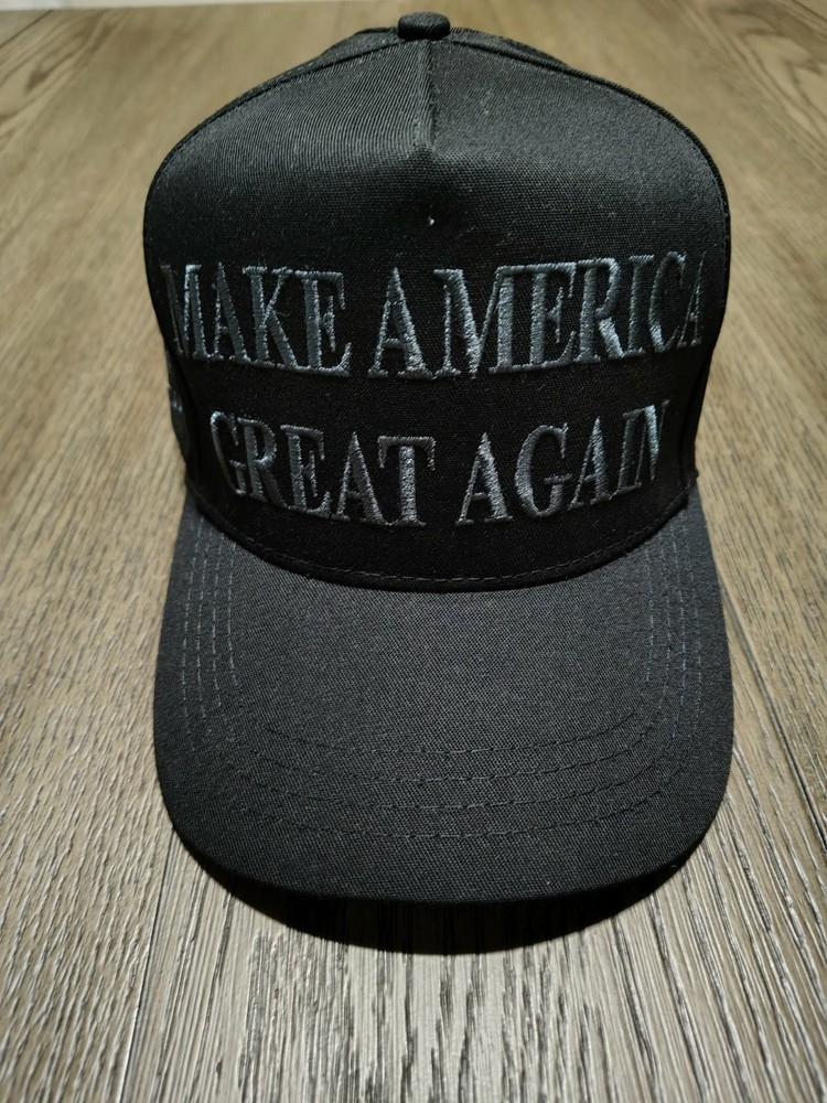 Official Donald Trump Never Surrender Black Cali-Fame Dark MAGA Hat
