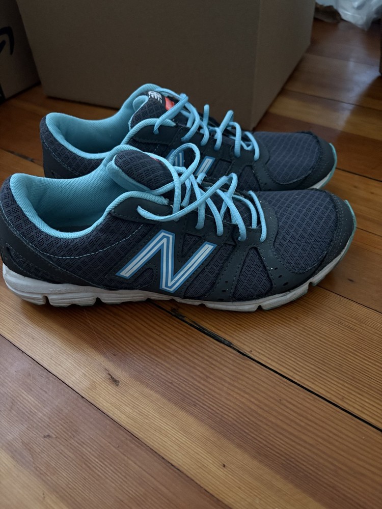 New Balance 550 v3 Womens Size 8 Gray Blue Athletic Comfort Running Shoes