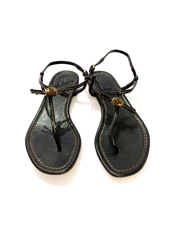 GUCCI PATENT LEATHER THONG FLATS SANDALS SIZE EU36 US6