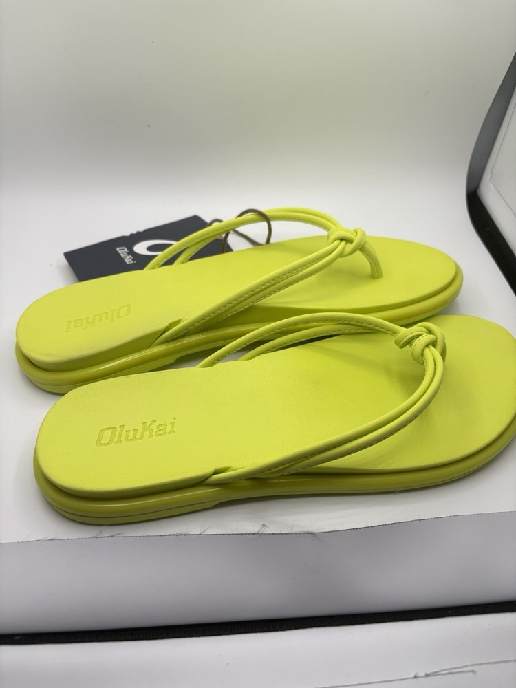 NWT OLUKAI Women's Aka Sandals, Citron, Size 7 Summer Bright Vacation
