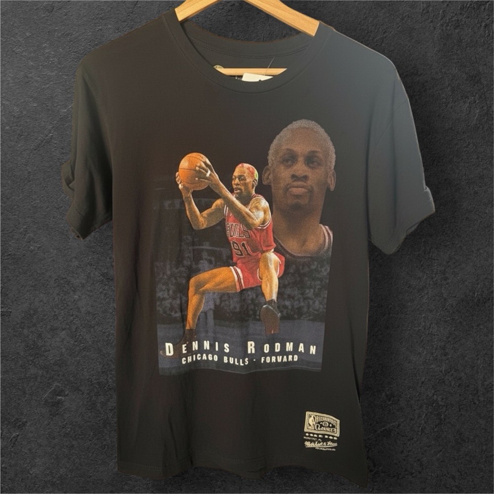 Mitchell & Ness Dennis Rodman Chicago Bulls T-Shirt Medium Hardwood Classics