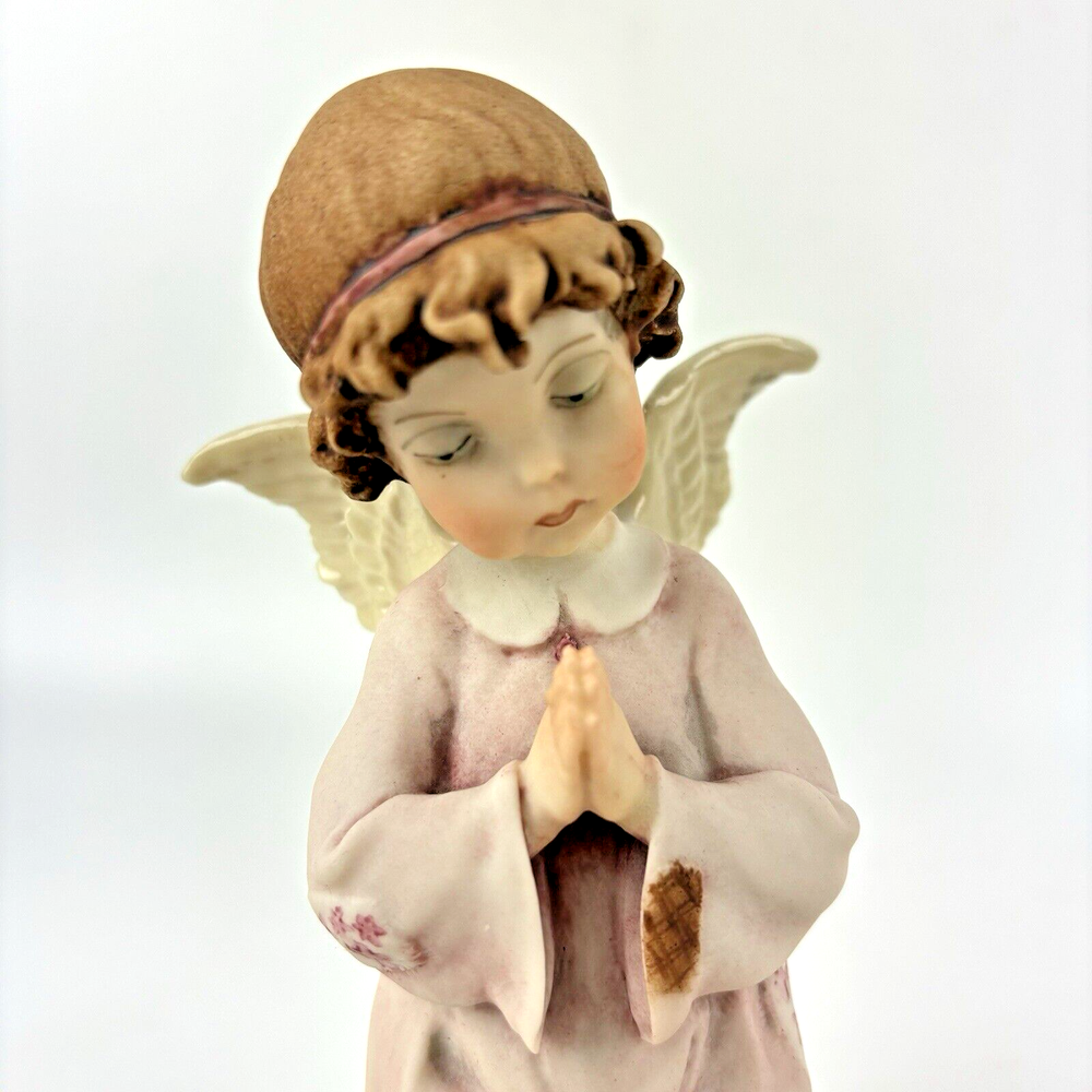 GIUSEPPE ARMANI  LITTLE ANGEL FIGURINE 1983 ITALY WOOD BASE FIGURE VTG GIFT
