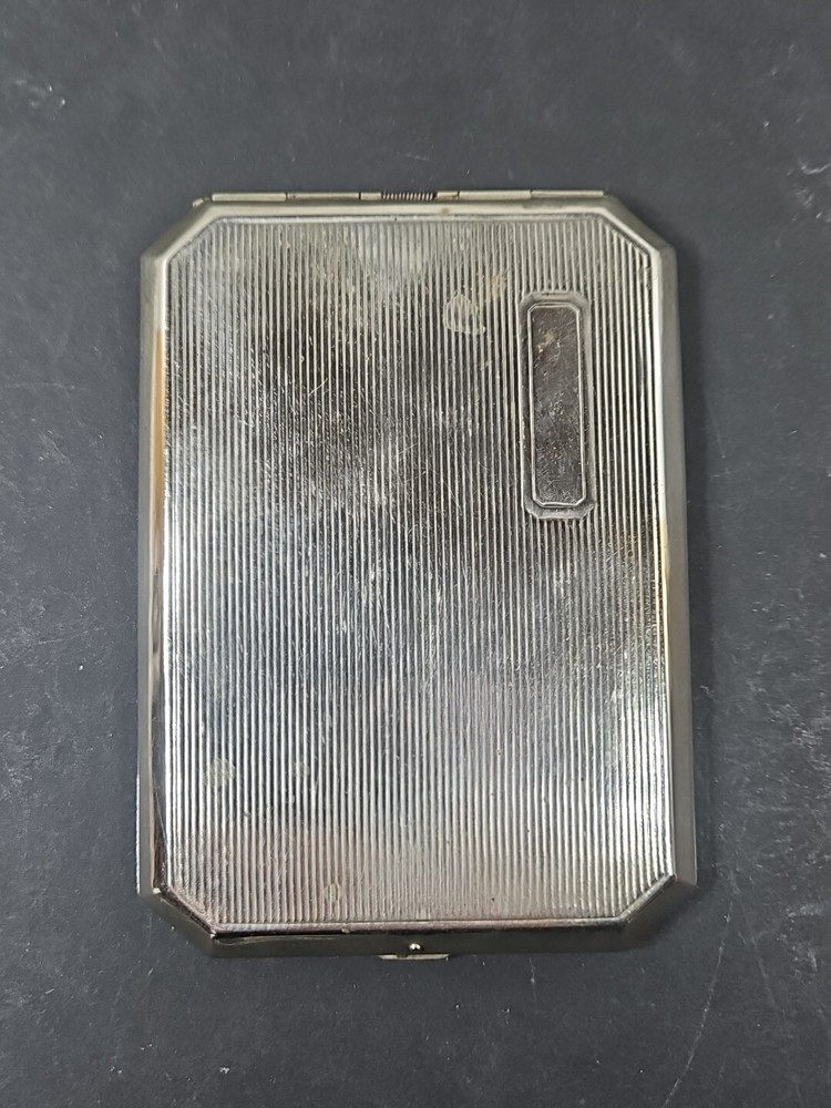 Vintage Silver Tone Cigarette Case Holder Vertical Line Pattern Button Lock GUC