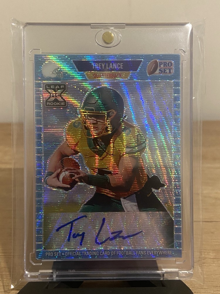 Trey Lance 2021 Leaf PRO SET BLUE WAVE Auto Autograph Rookie R/C #5/7