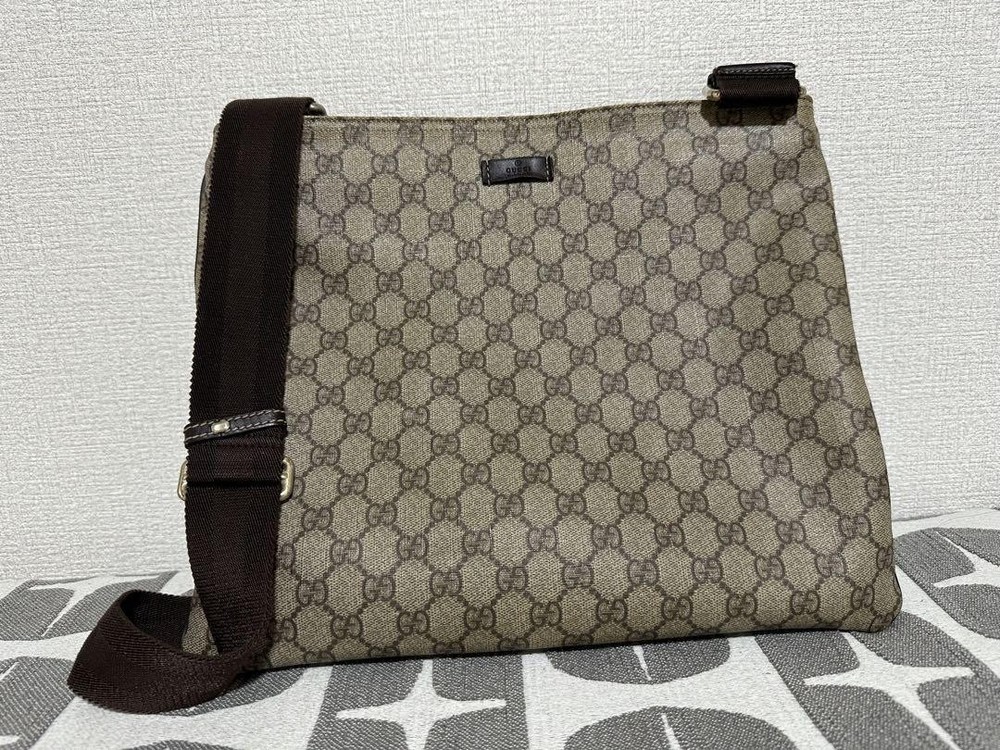 GUCCI GG Canvas PVC Leather Shoulder Bag Sacoche Crossbody