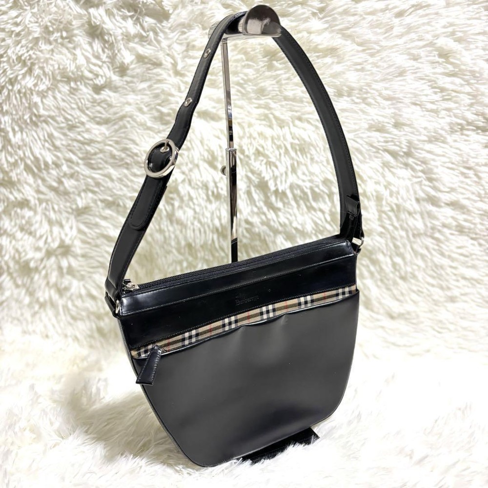 Burberry Shoulder Bag Nova Check Leather Black Authentic F09181081