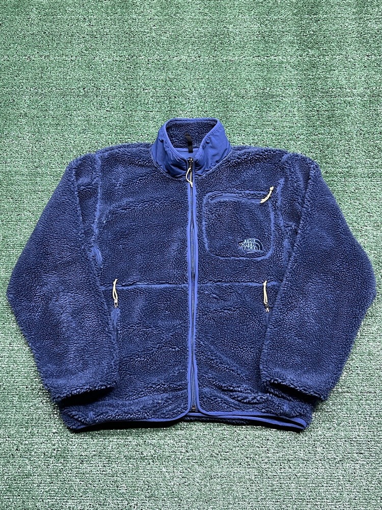 The North Face Men's Medium Blue Sherpa Fleece Jacket with Full-Zip & Pockets for Camping  