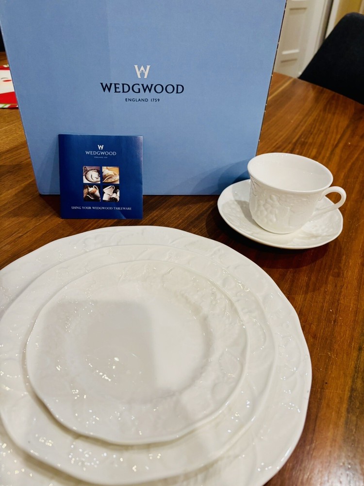 NEW WEDGWOOD 