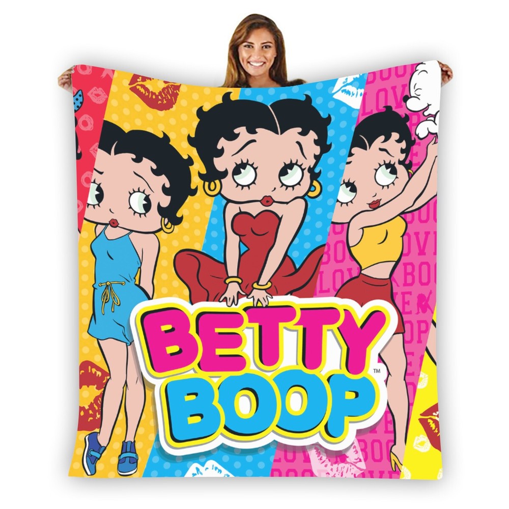 Betty Boop Sexy Kiss Soft Warm Single-Side Printing Flannel Fleece Blanket