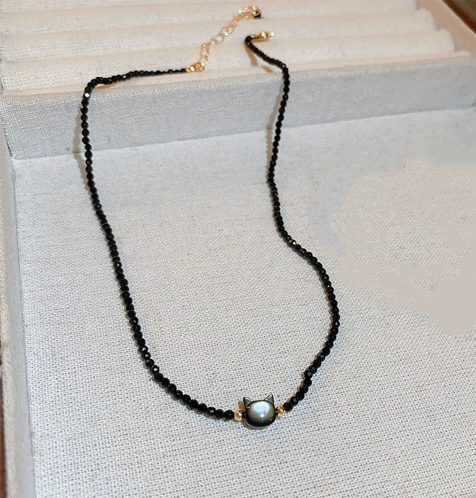 Elegant Black Crystal Beaded Choker Cute Cat Silhouette Pendant Necklace