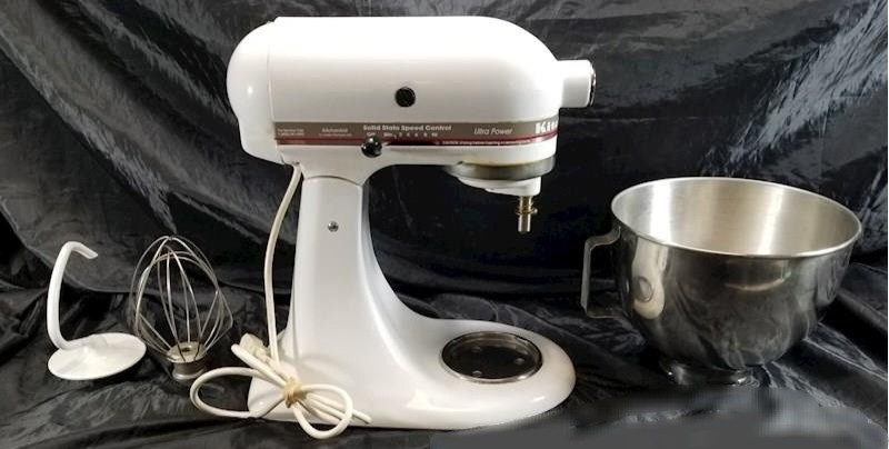 KitchenAid KSM90 4.5 Qt White Tilt-Head Stand Mixer with 2 Attachments  