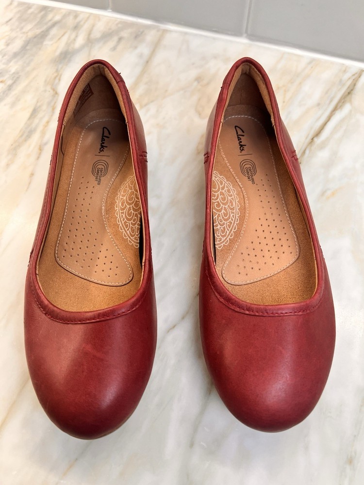 Clarks Canebay Plain Wine  Leather Upper Shoes Slip On Women's 6M EUC