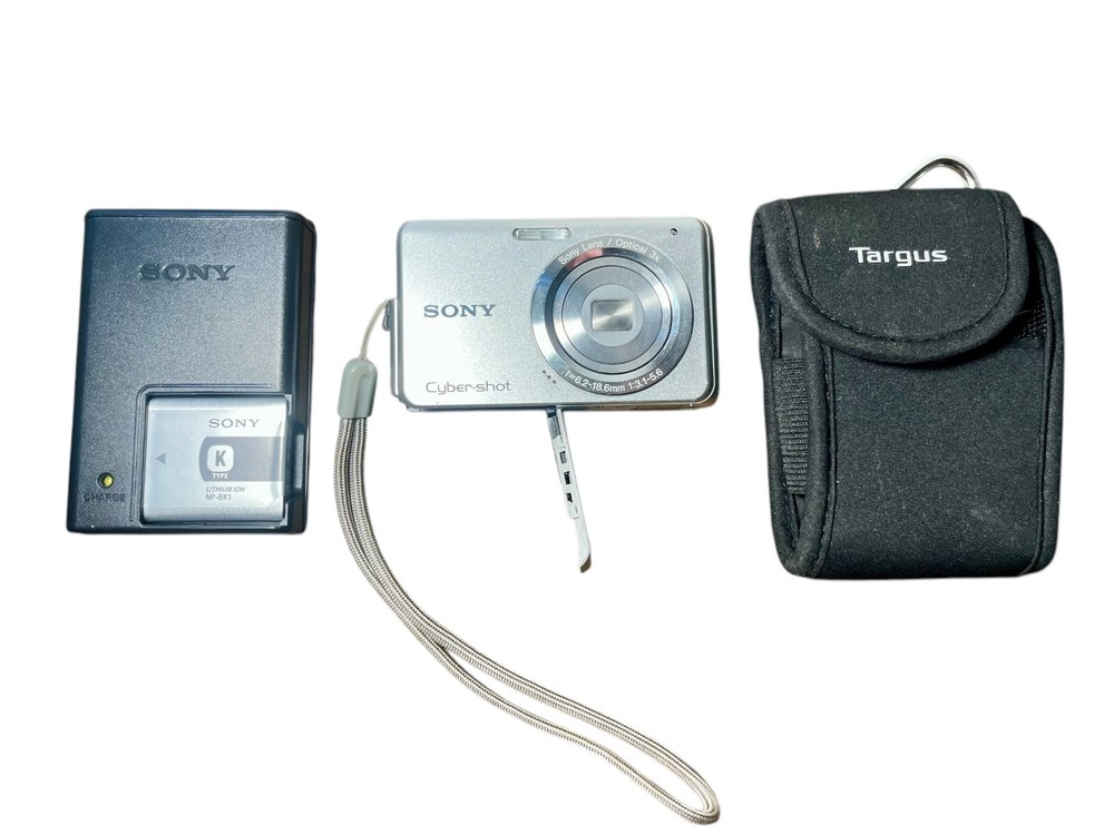 Sony CyberShot DSC-W180 10.1MP  Digital Camera with Battery Sony lens Silver-C