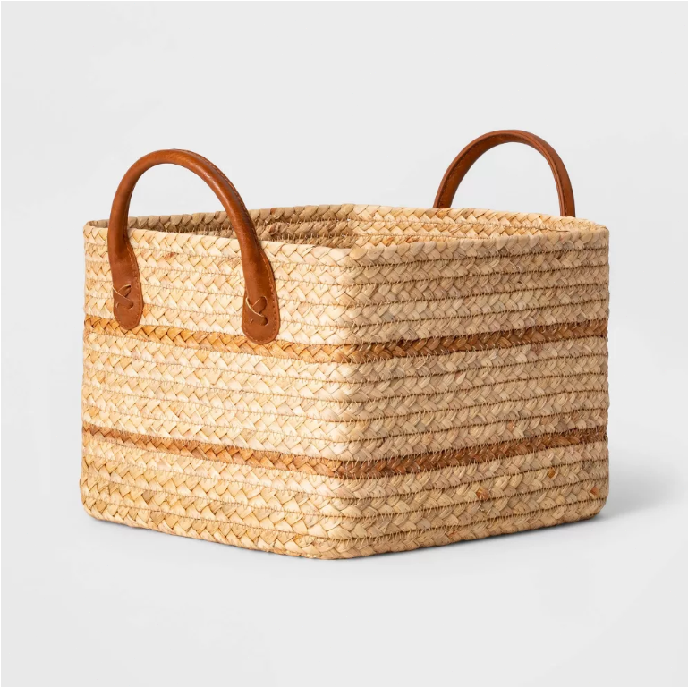 Large Braided Water Hyacinth Basket with Stylish Faux Leather Handles
