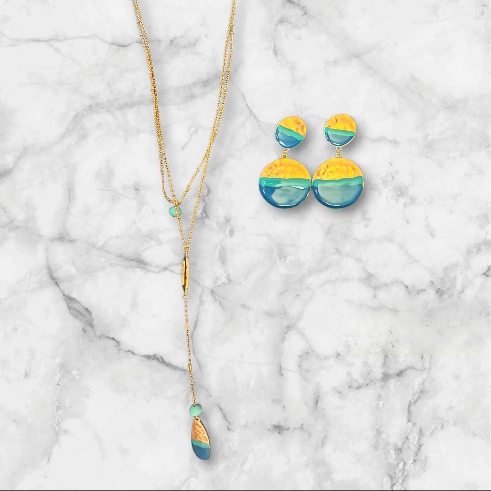 Nwt Illuminata Gold and Multicolor Necklace and Earring Set