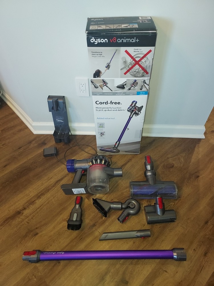 Dyson V8 Animal Powerful Cordless Vacuum for Pet Hair Cleaning