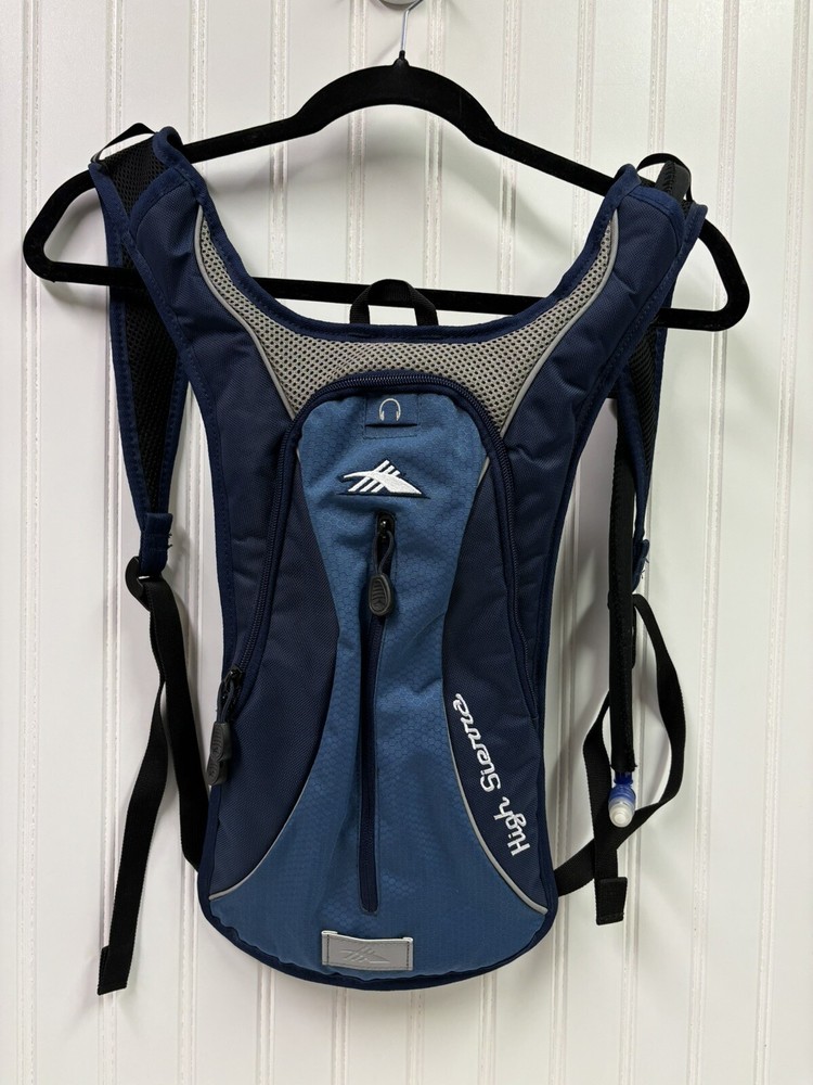 High Sierra  Hydration Back Pack 2L Blue Gray Hiking Outdoors Camping
