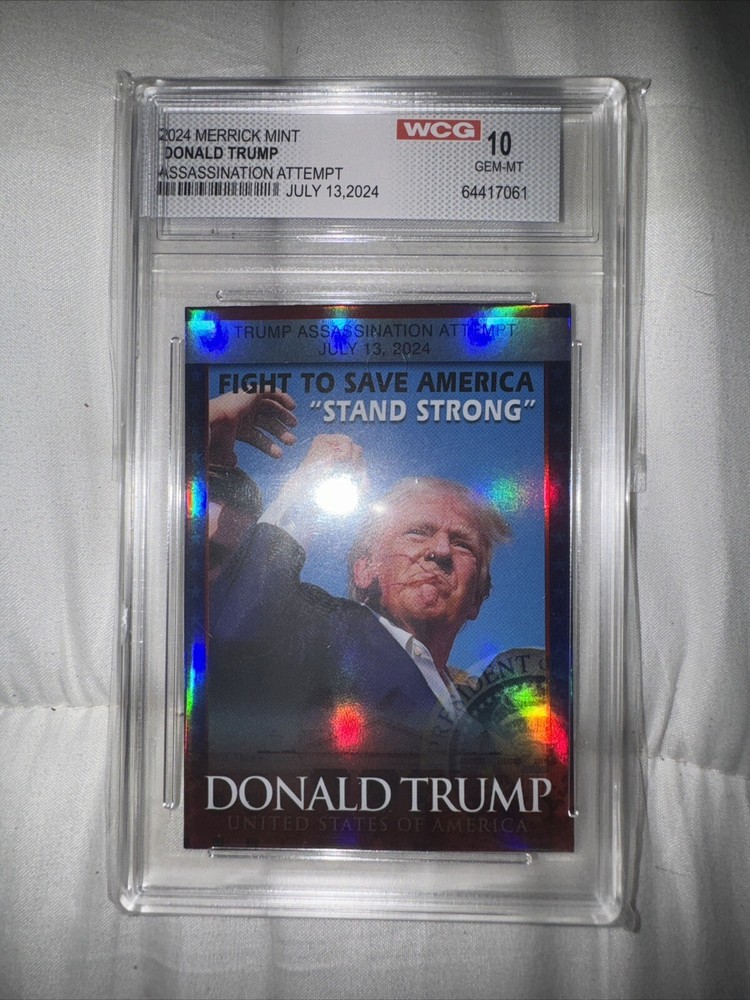 DONALD TRUMP GEM MINT 10 Assassination Attempt Photo Official Trading Card