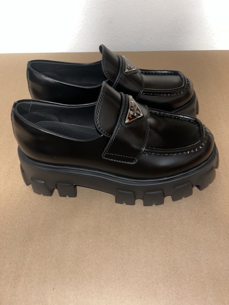 PRADA Woman’s Loafer Shoes Size 36 US 6 Black Leather Slip-On
