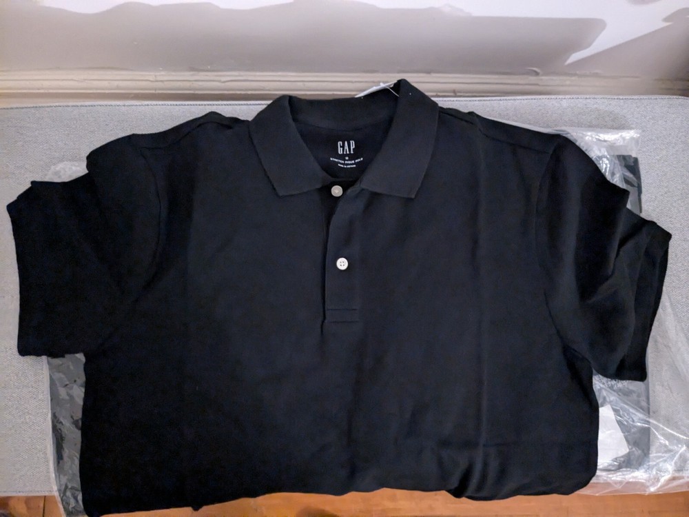 Gap Size M Mens Pique Polo Shirt True Black Button Neck  Collar Moisture Wick