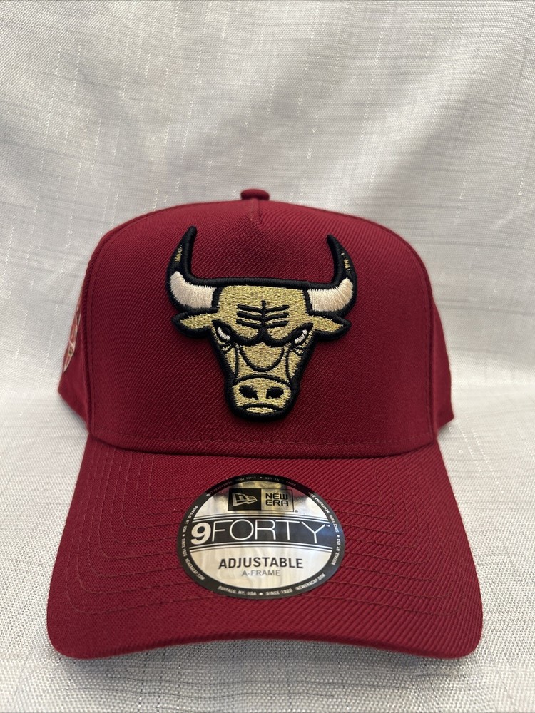 CHICAGO BULLS NEW ERA 9FORTY Team Snapback Red/Gold Snapback Hat Cap