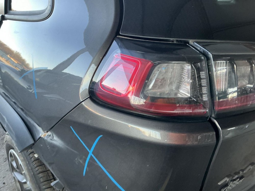 Driver Tail Light Quarter Panel Mounted LED Fits 19-20 CHEROKEE 4699007