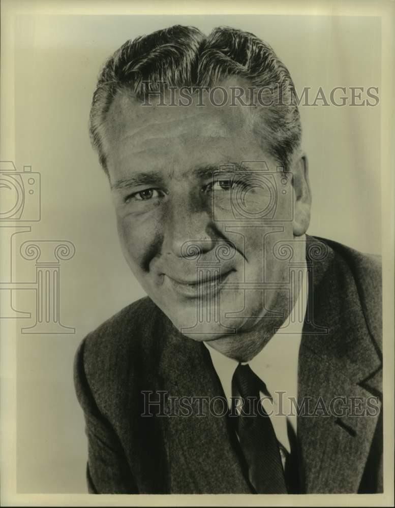 1961 Press Photo Durward Kirby hosts 