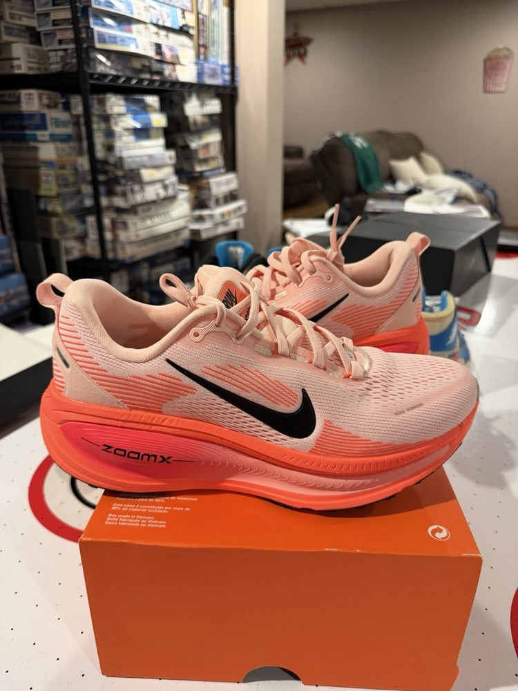 Size 11W - Women’s Nike Vomero 18 Atmosphere Pink | Brand New (HM6804-600)