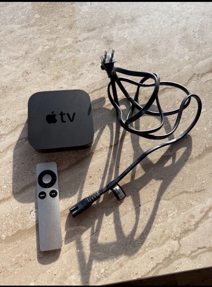 Apple TV (3rd Generation) 8GB HD Media Streamer - MD199LL/A