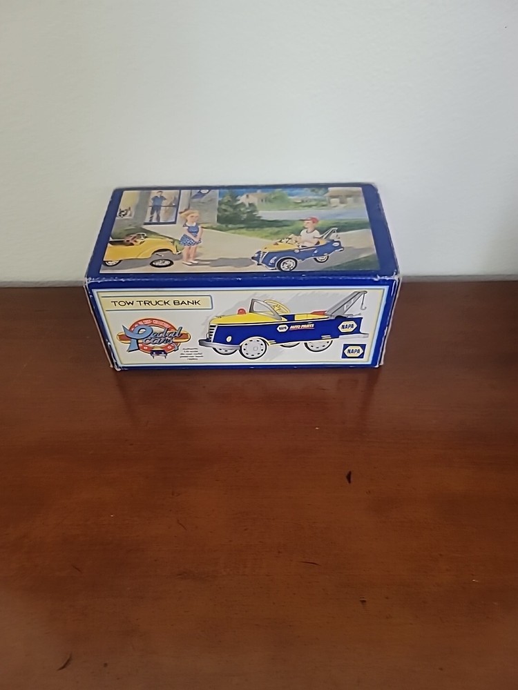 Napa Auto Parts Ltd Ed 1/6 Scale Die Cast Metal Pedal Car Gendron Tow Truck Bank