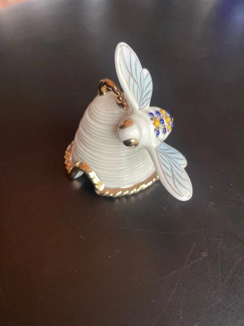 Lenox China Secret Garden Beehive Miniature Figurine Gold Outline Detail