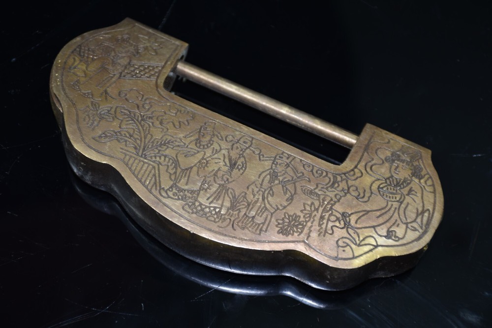 Pure copper hand carved and carved God of Wealth ingot lock pendant