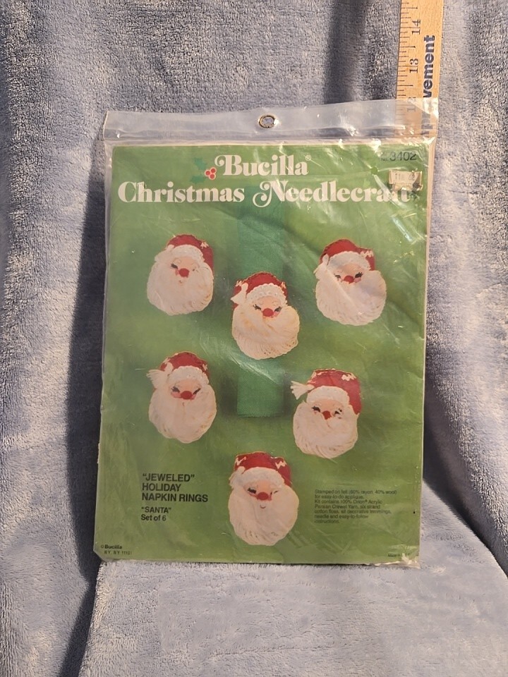 Vintage Bucilla Christmas Needlecraft “Jeweled”Holiday Napkin Rings Santa Set 6