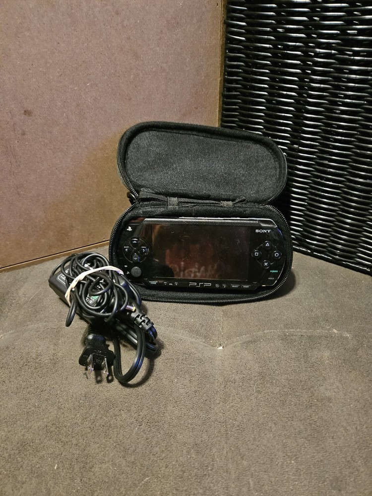 Sony PSP-1001K Value Pack - Black Portable Gaming Console