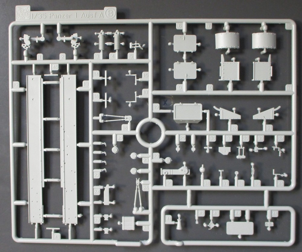 1/35 Scale Dragon Pz.Kpfw.I Ausf.A Modified Parts Tree B - Kit 6356