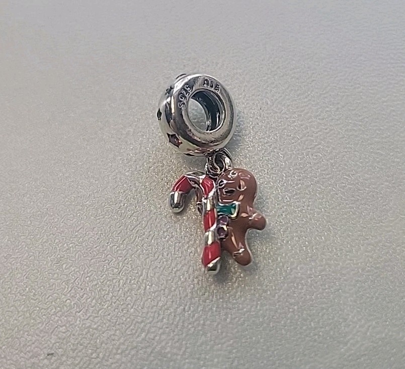 Pandora Gingerbread Man Christmas Dangle Charm 799637C01 Festive Holiday Jewelry
