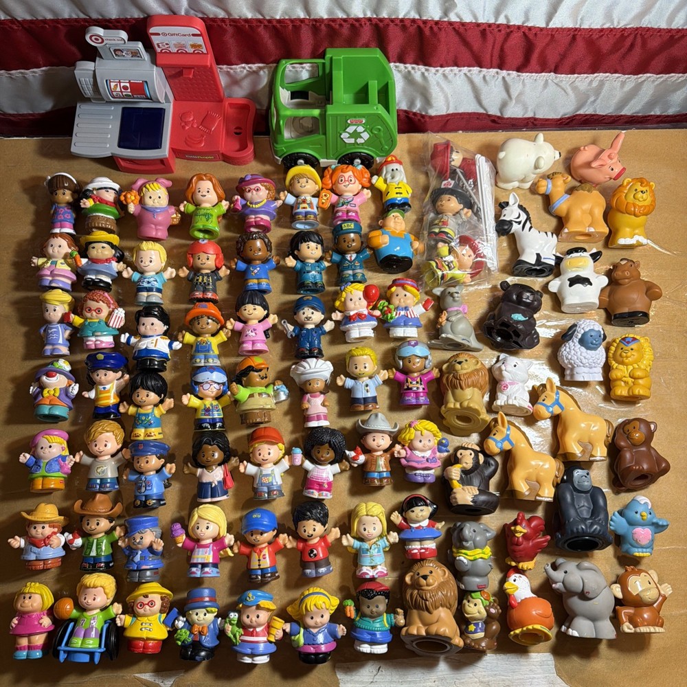 HUGE Fisher Price  Little People Figures Lot - Vintage / Modern Mixed Lot
