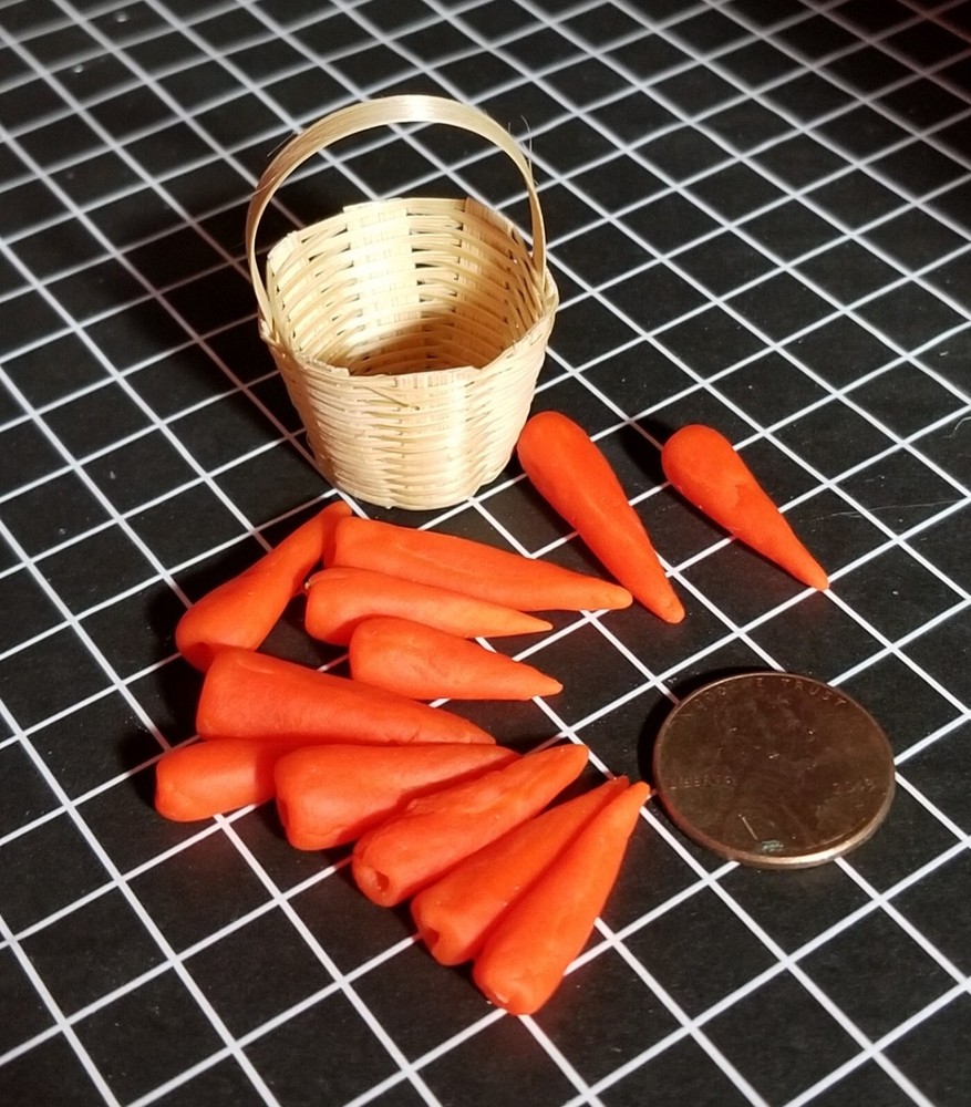 New miniature 1:6 Basket+ 12 Carrots dollhouse play food kitchen Easter display