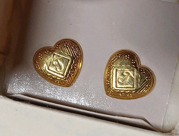 Avon Personally Yours Letter J Heart Gold Toned Earings With Surgical Steel...