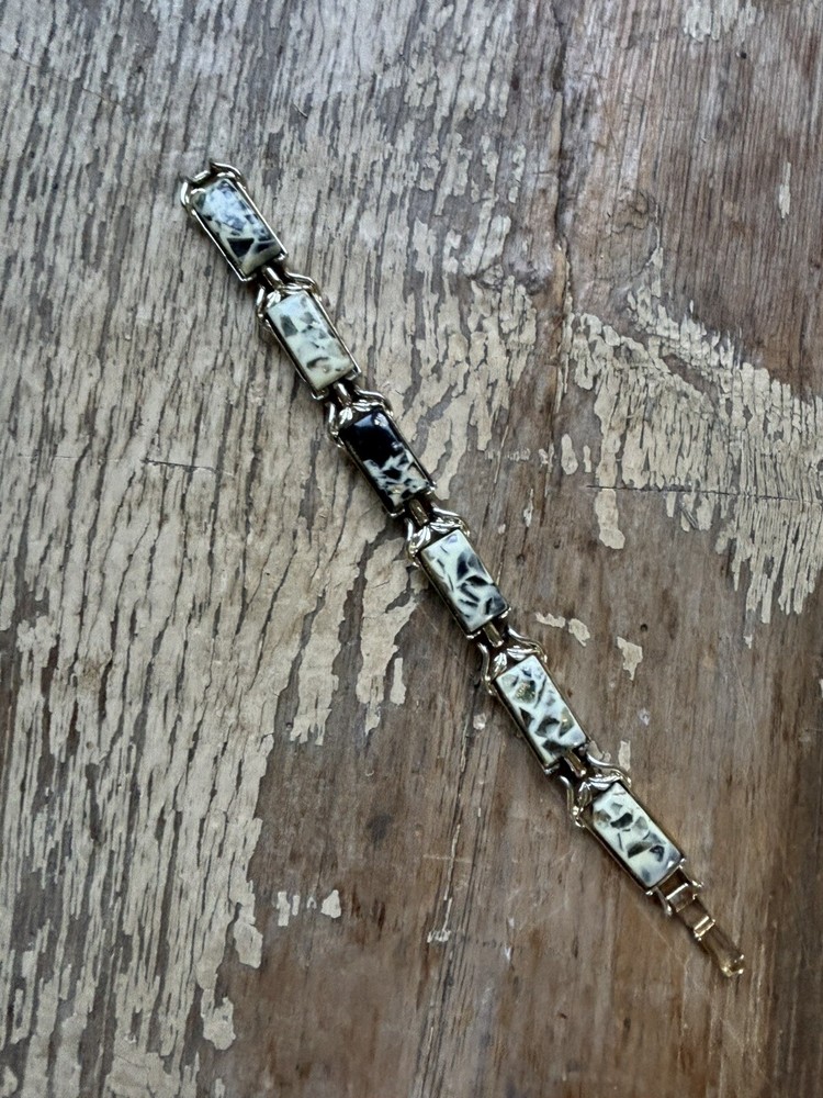 Vintage Coro Confetti Nugget Gold Tone MCM Fleck 7 Inch Signed Bracelet