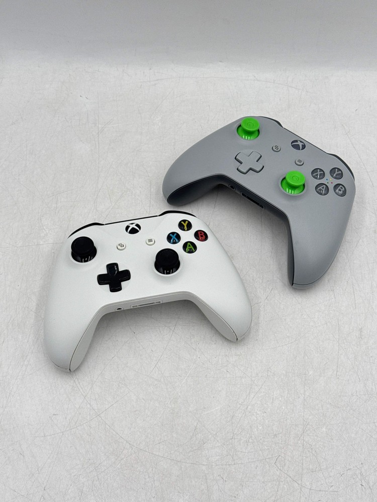 Microsoft Xbox One Wireless Controller Model 1708 LOT of 2