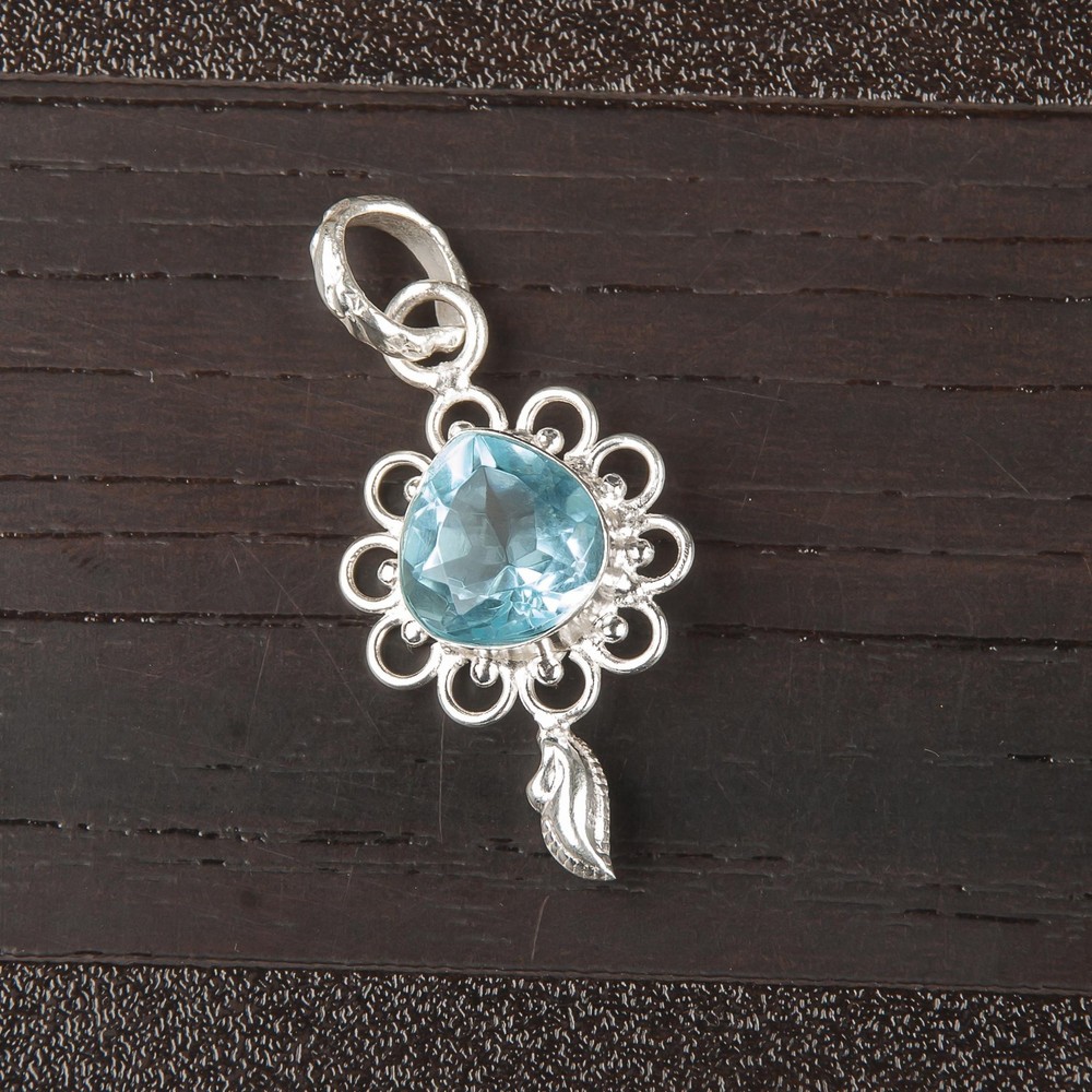 Christmas Sale 925 Silver Natural SKY BLUE TOPAZ Bezel Set Wife Unique Pendant-image